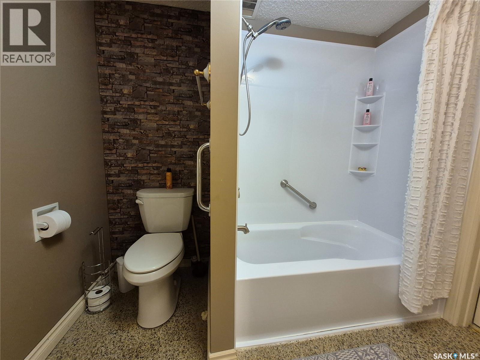 280 Hayes DRIVE, Swift Current — photo 30