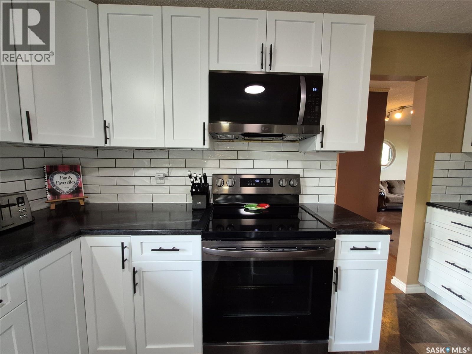280 Hayes DRIVE, Swift Current — photo 9