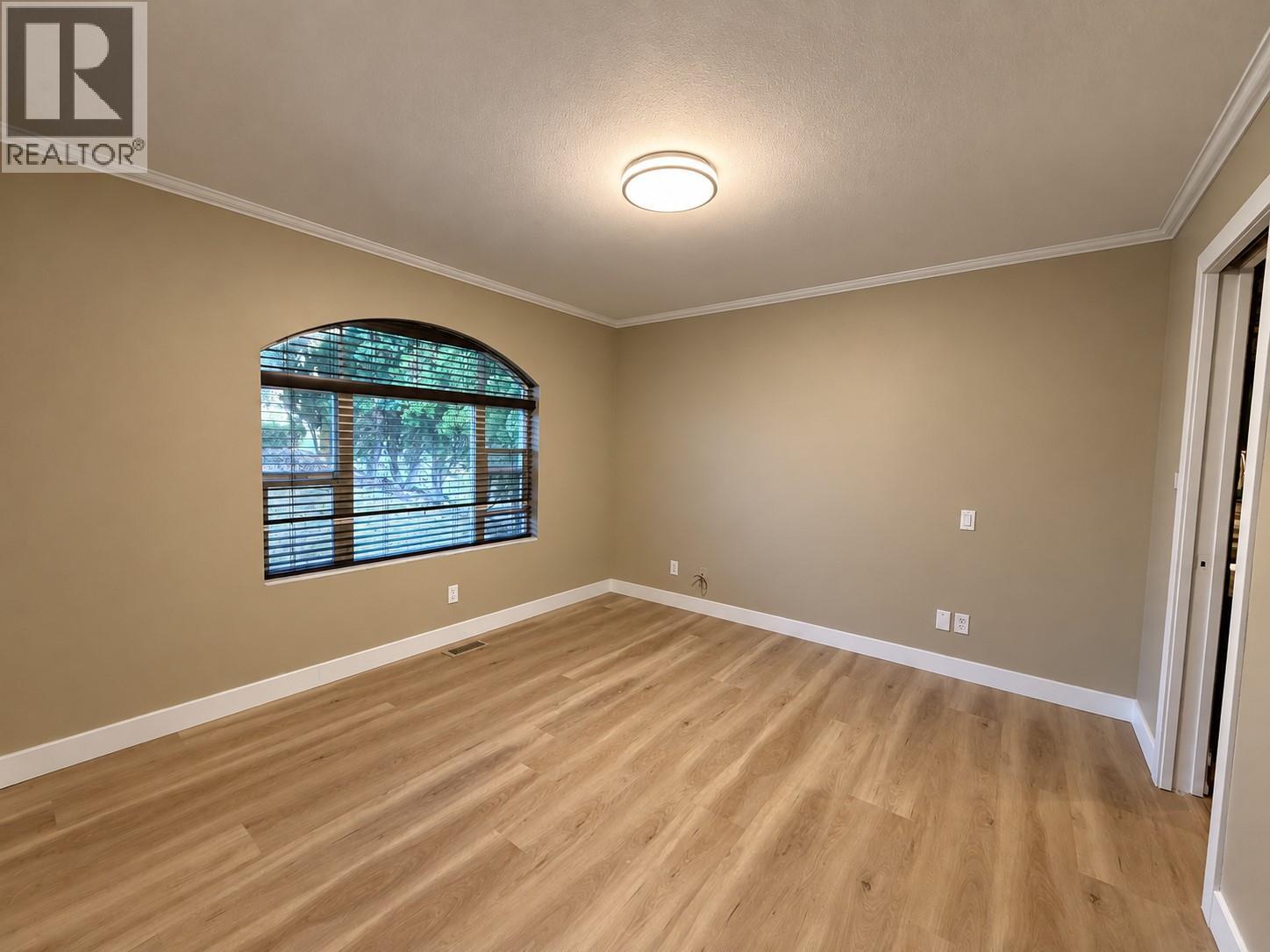 4305 Westview Drive - Image 5