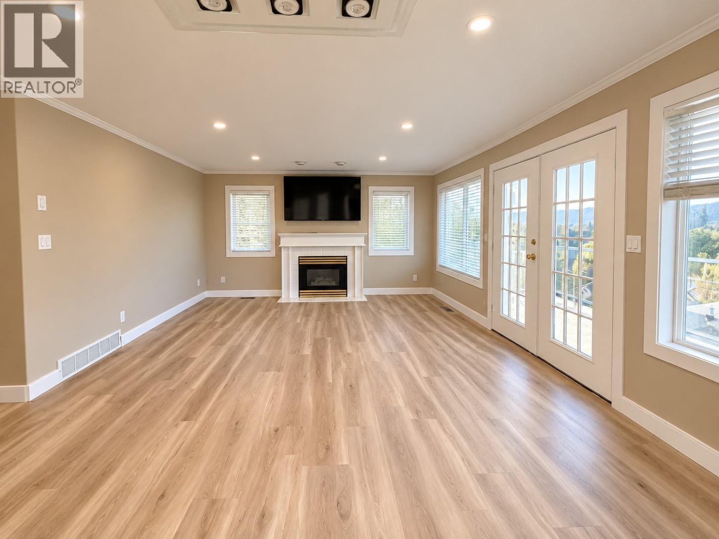 4305 Westview Drive - 2