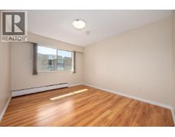 302 1345 Chesterfield Avenue, North Vancouver, BC V7M2N1 Photo 18
