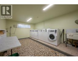 302 1345 Chesterfield Avenue, North Vancouver, BC V7M2N1 Photo 25