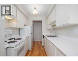 302 1345 Chesterfield Avenue, North Vancouver, BC V7M2N1 Photo 15