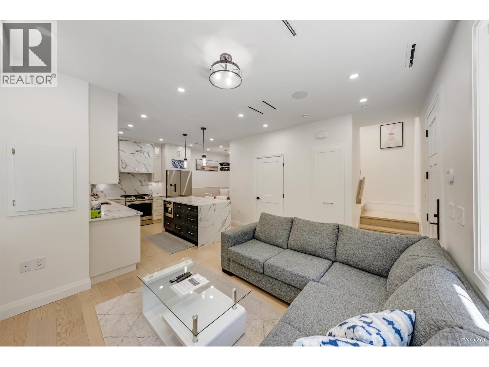 1 683 W 19TH AVENUE, Vancouver
