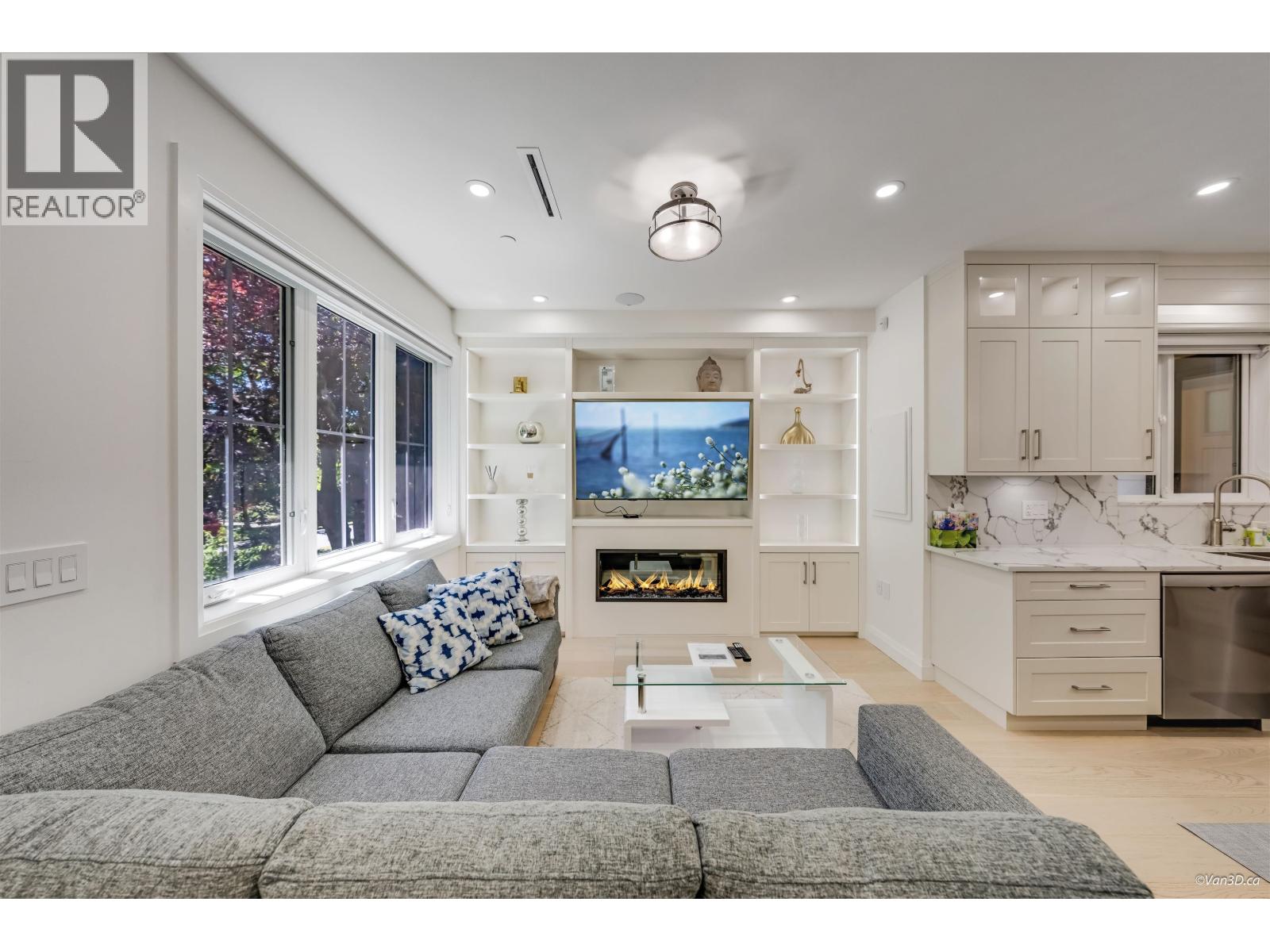 1 683 W 19TH AVENUE, Vancouver
