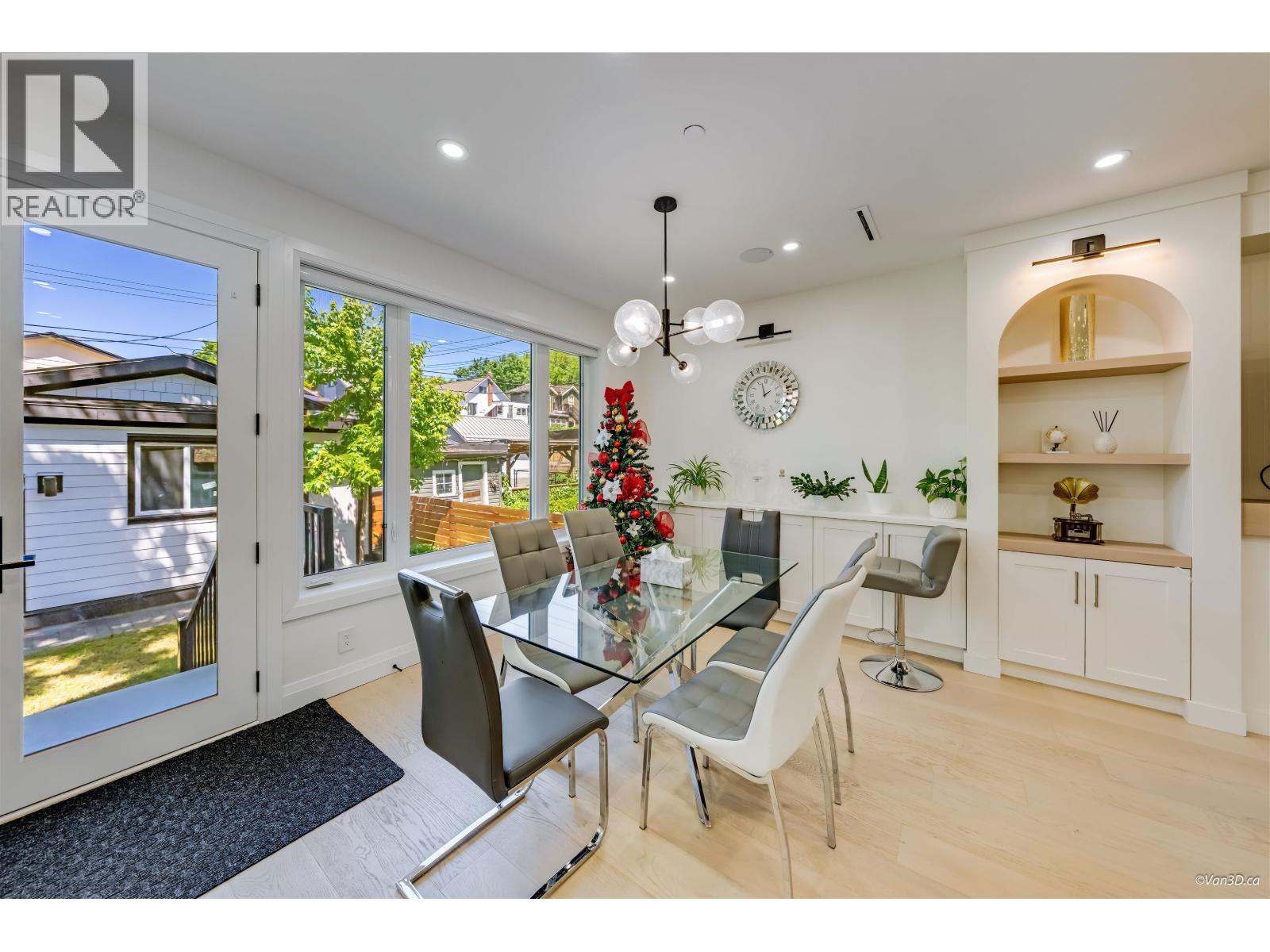 2 683 W 19TH AVENUE, Vancouver