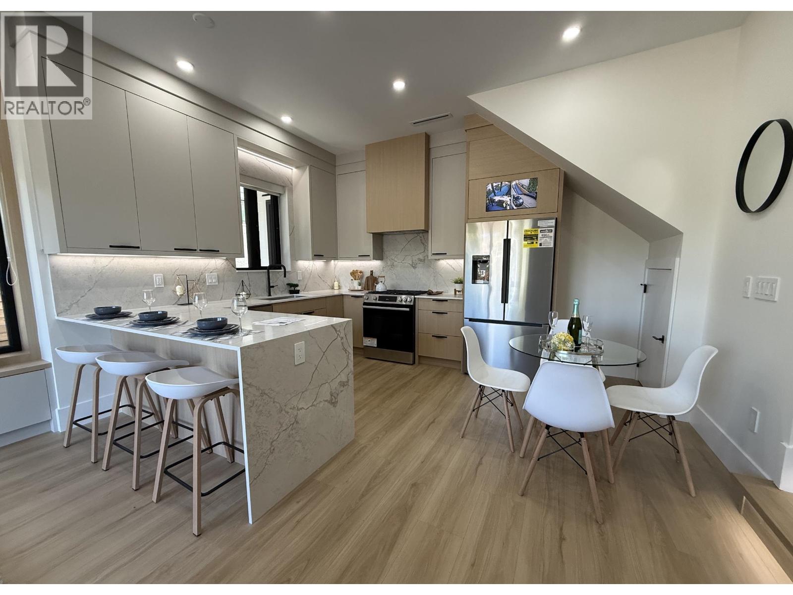 1 2636 MCGILL STREET, Vancouver