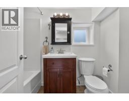 2218 E 11th Avenue, Vancouver, BC V5N1Z6 Photo 33