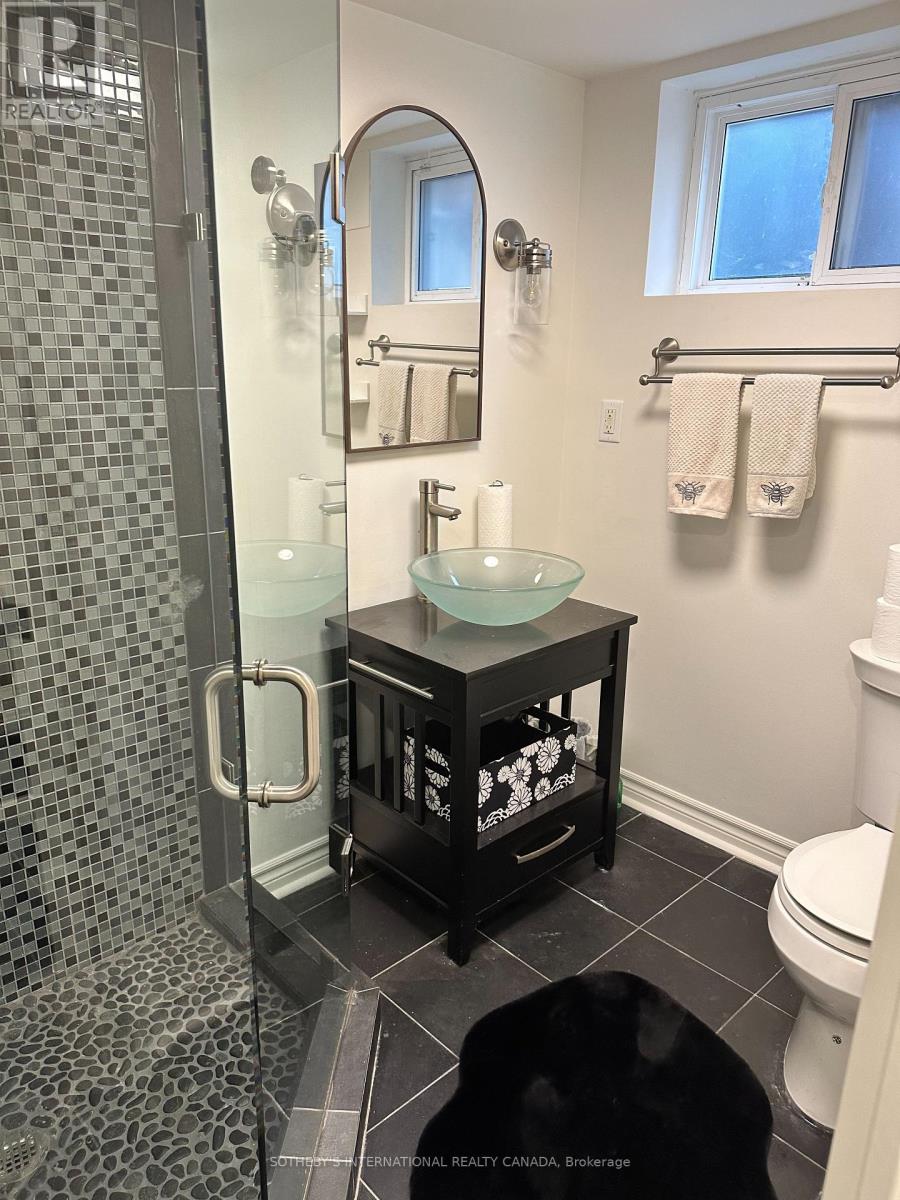 50 ALLANBROOKE DRIVE, Toronto (Kingsway South) — photo 7