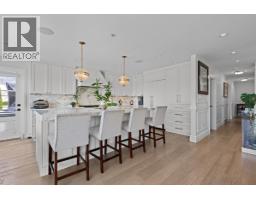 3681 Mcgill Street, Vancouver, BC V5K1J3 Photo 9