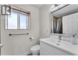 11698 206a Street, Maple Ridge, BC V2X0X8 Photo 11