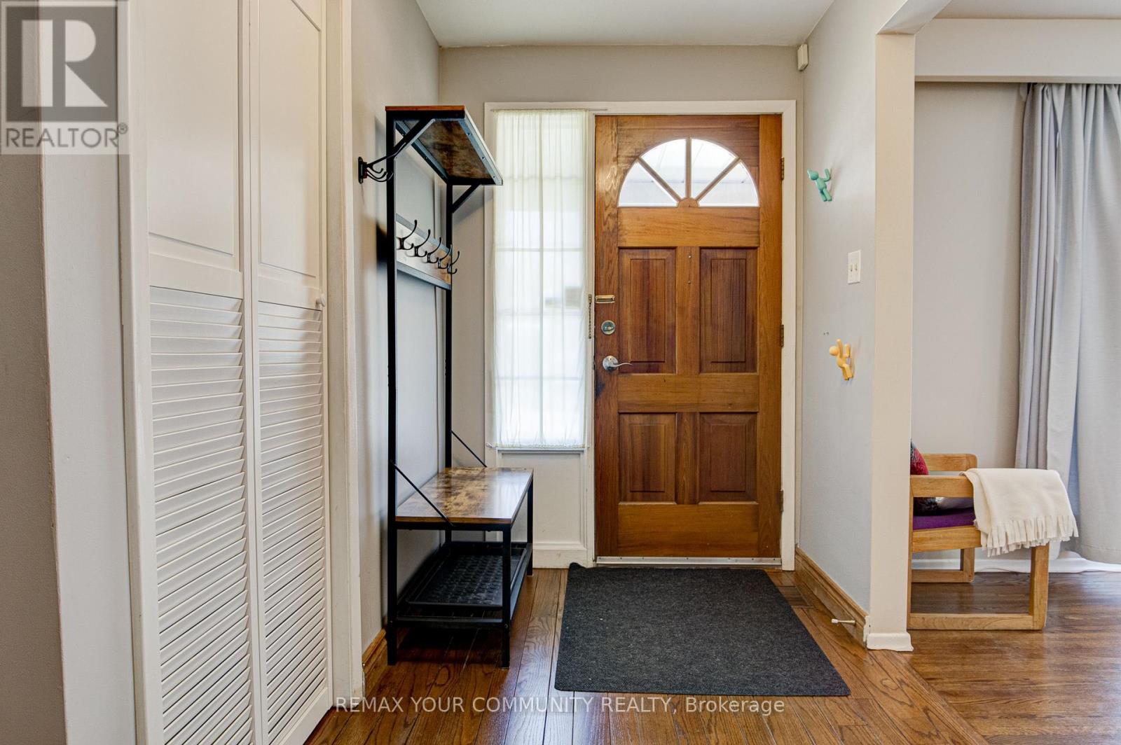 557 GLEN MANOR BOULEVARD, Waterloo — photo 4