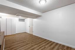 901 College Avenue, Winnipeg, MB R2X1B2 Photo 20