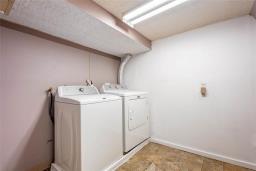 901 College Avenue, Winnipeg, MB R2X1B2 Photo 23