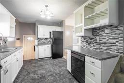 Bedroom - 901 College Avenue, Winnipeg, MB R2X1B2 Photo 8