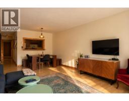 30 622 Farnham Road, Gibsons, BC V0N1V8 Photo 6