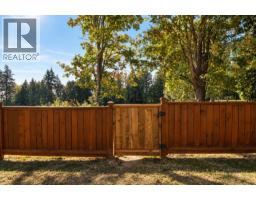 30 622 Farnham Road, Gibsons, BC V0N1V8 Photo 10