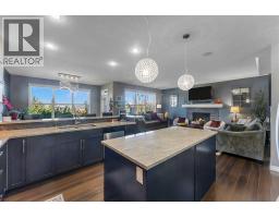128 Ridge View Close - photo 17