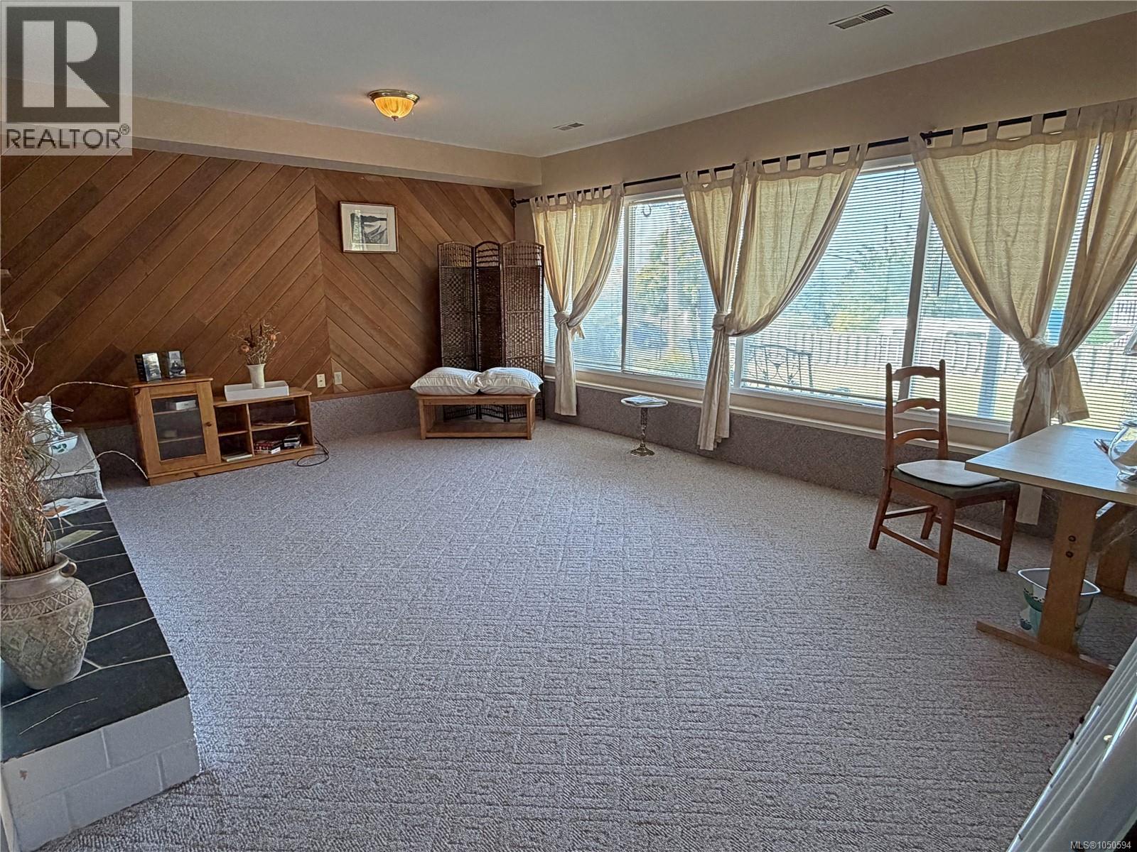 5400 Entwhistle Dr - Image 31