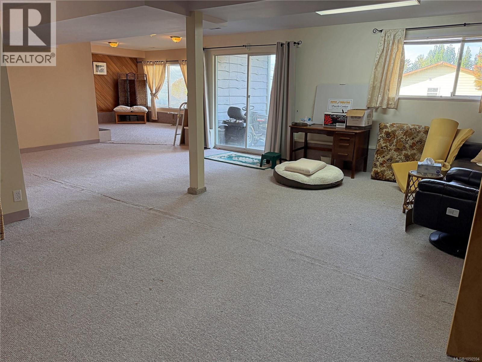 5400 Entwhistle Dr - 36