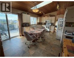 Bathroom - 5400 Entwhistle Dr, Nanaimo, BC V9V1H2 Photo 10