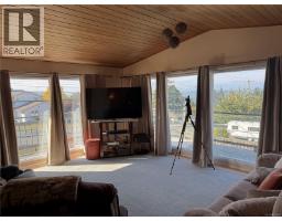 Ensuite - 5400 Entwhistle Dr, Nanaimo, BC V9V1H2 Photo 7