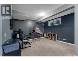 128 Ridge View Close - photo 39
