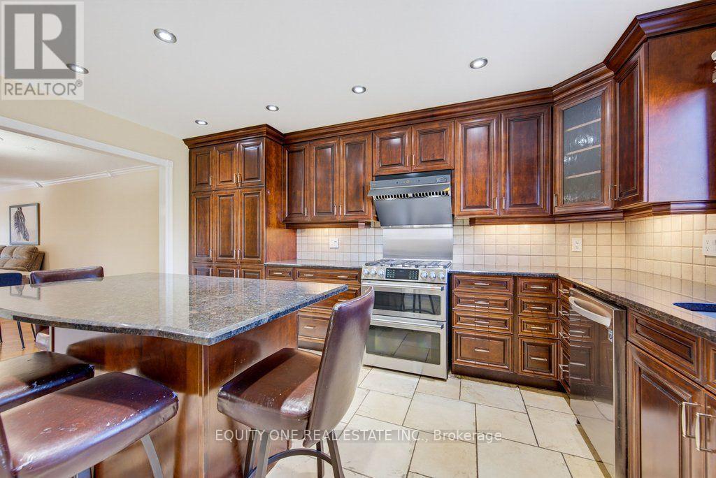35 IVYLEA STREET, Ottawa — photo 12