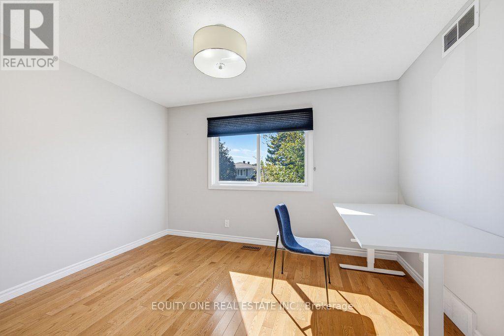 35 IVYLEA STREET - Image 32