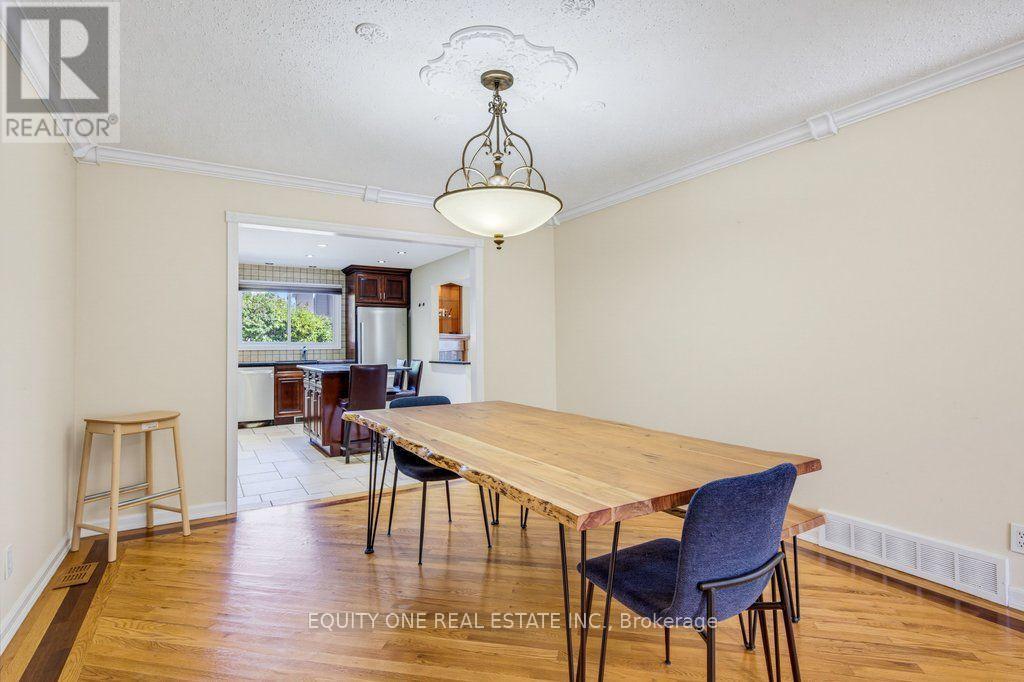 35 IVYLEA STREET, Ottawa — photo 8