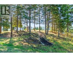 5pc Ensuite bath - 59 Rawlings Lake Road, Lumby, BC V0E2G1 Photo 8