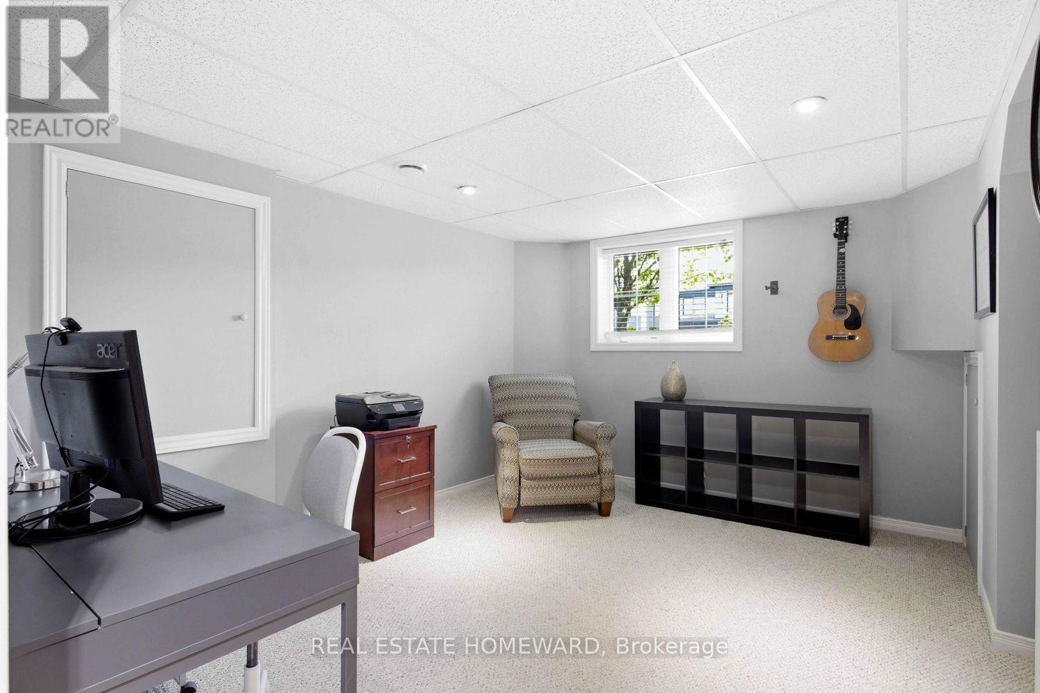 #10 571 LONGWORTH AVENUE E - Image 30