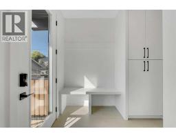 Laundry room - 2121 Mackay Road Nw, Calgary, AB T3B1C9 Photo 13