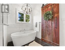 19 Stanley Avenue, Oro Medonte, ON L0L2X0 Photo 33