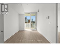 905 - 1 Fairview Road E, Mississauga, ON L5A0B4 Photo 7