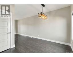 4pc Bathroom - 218 Martens Lane, Warman, SK S0K4S3 Photo 7
