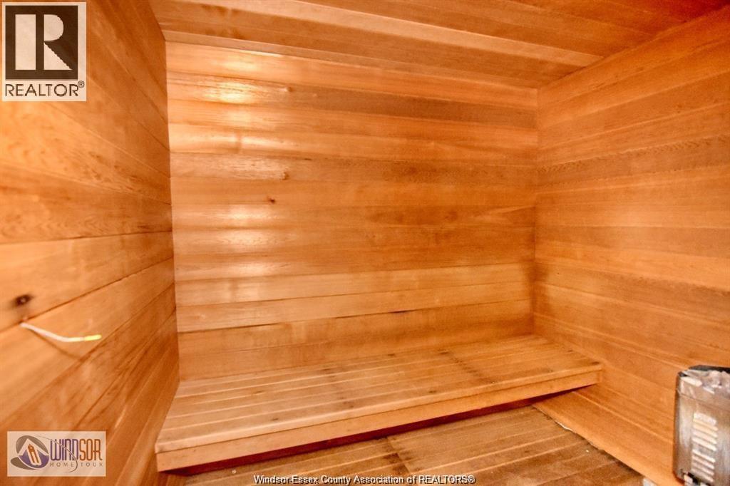4789 Riverside Drive East — photo 25