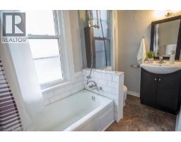 67 Terrace Hill Street Unit# Upper, Brantford, ON N3R1G2 Photo 8