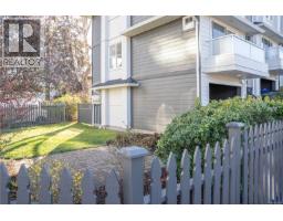4 601 Nelson St, Esquimalt, BC V9A6P7 Photo 29