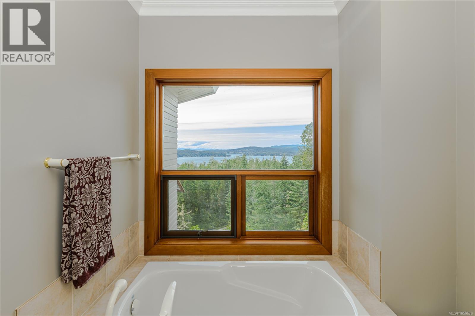 5000 Sooke Hanger Dr - Image 46