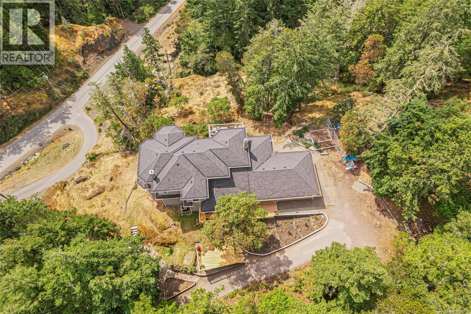 5000 Sooke Hanger Dr - Image 70