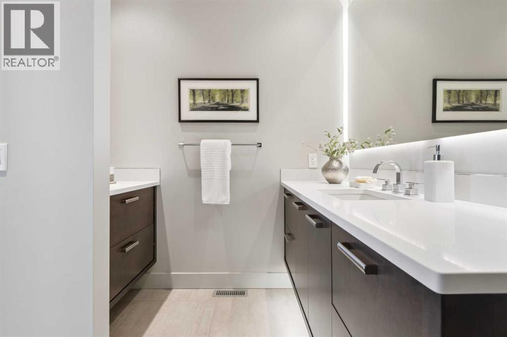 1, 1521 28 Avenue SW - photo 31