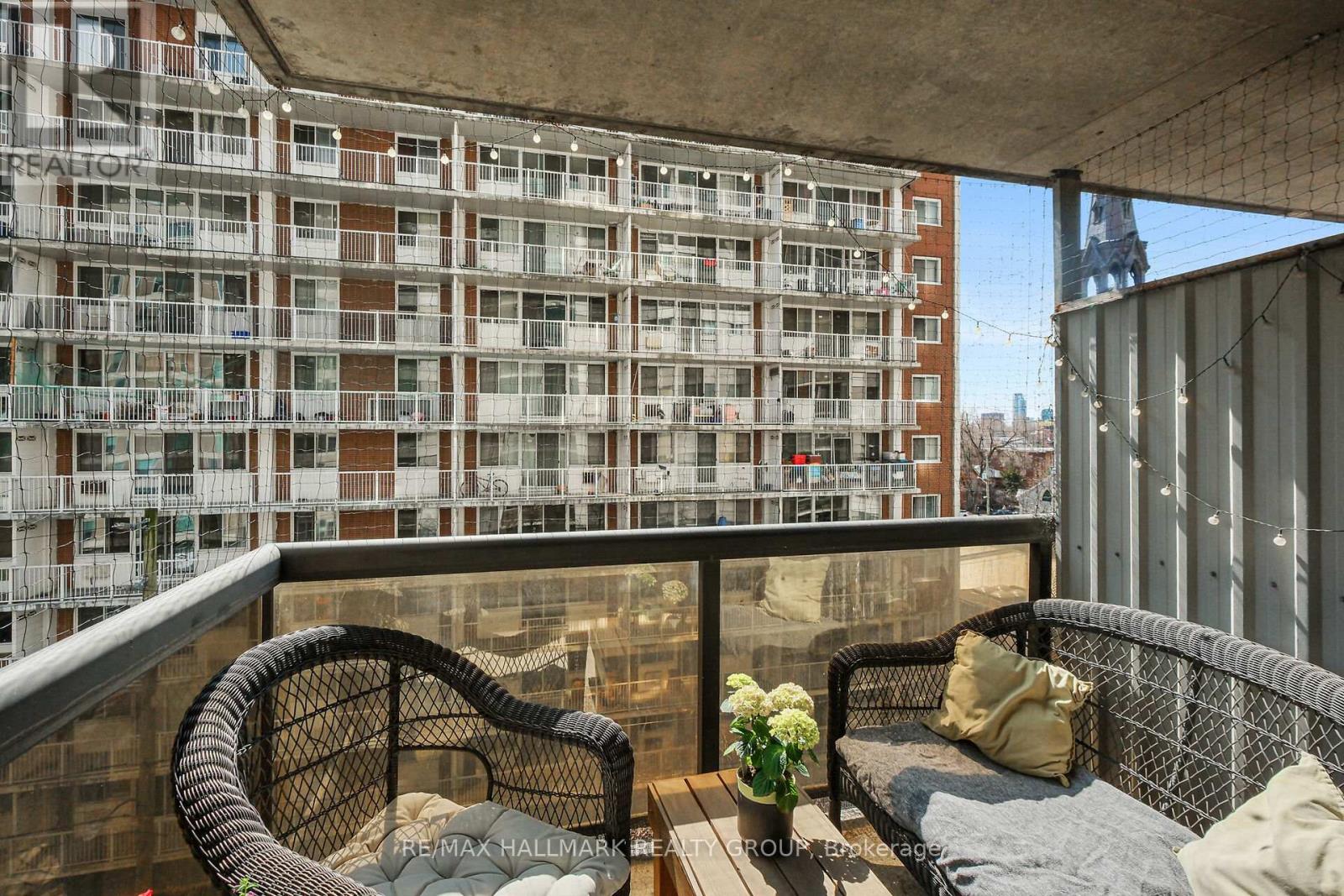 Condos for Sale in Ottawa – 604 – 199 KENT STREET, Ottawa – By Peter Sagos - Image 39