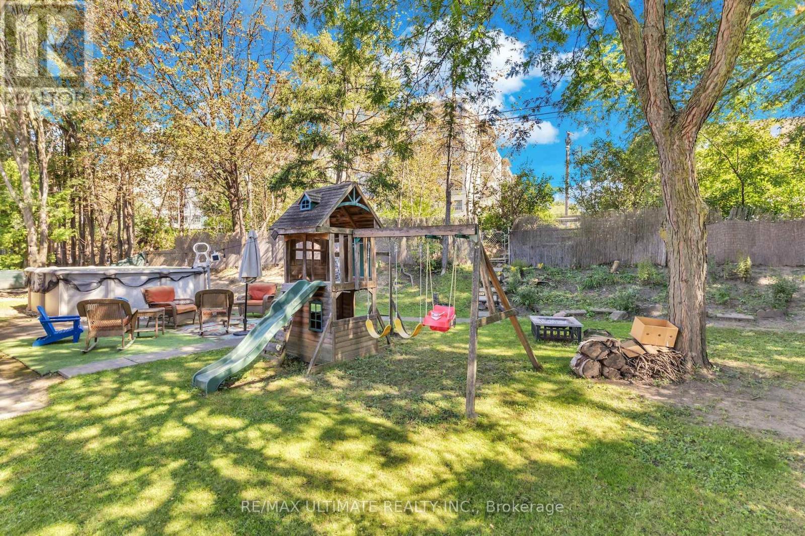 12 PETAL COURT - 36
