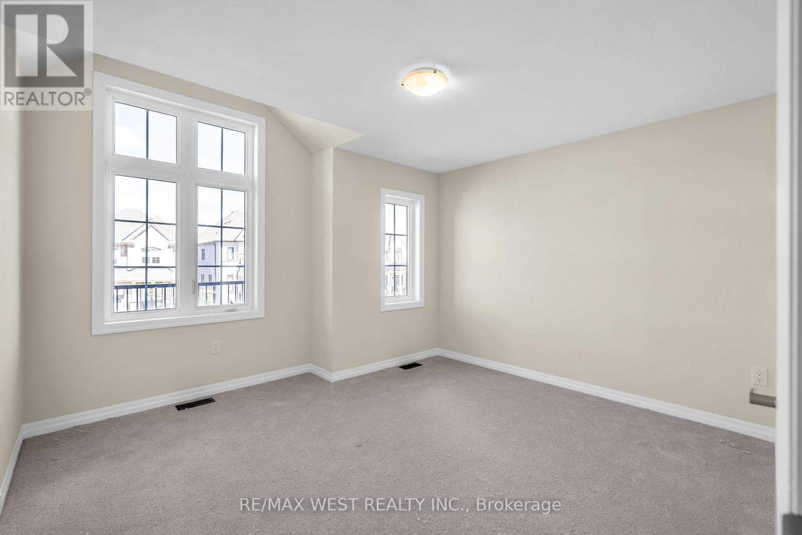 43 ED EWERT AVENUE, Clarington (Newcastle) — photo 12