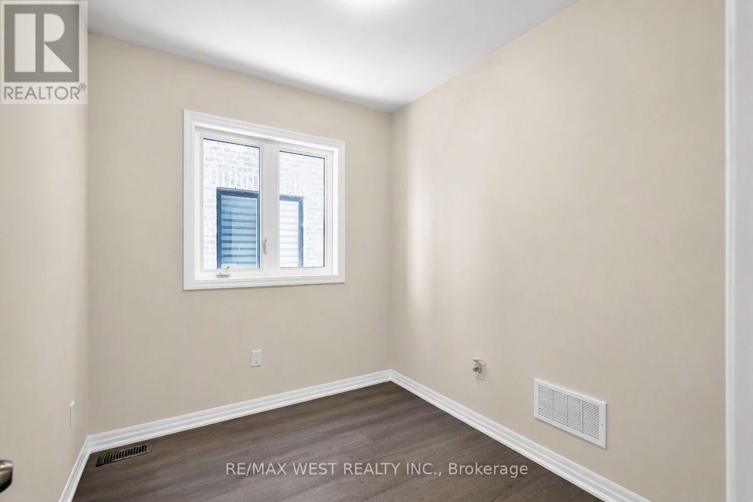 43 Ed Ewert Avenue, Clarington, ON photo 16