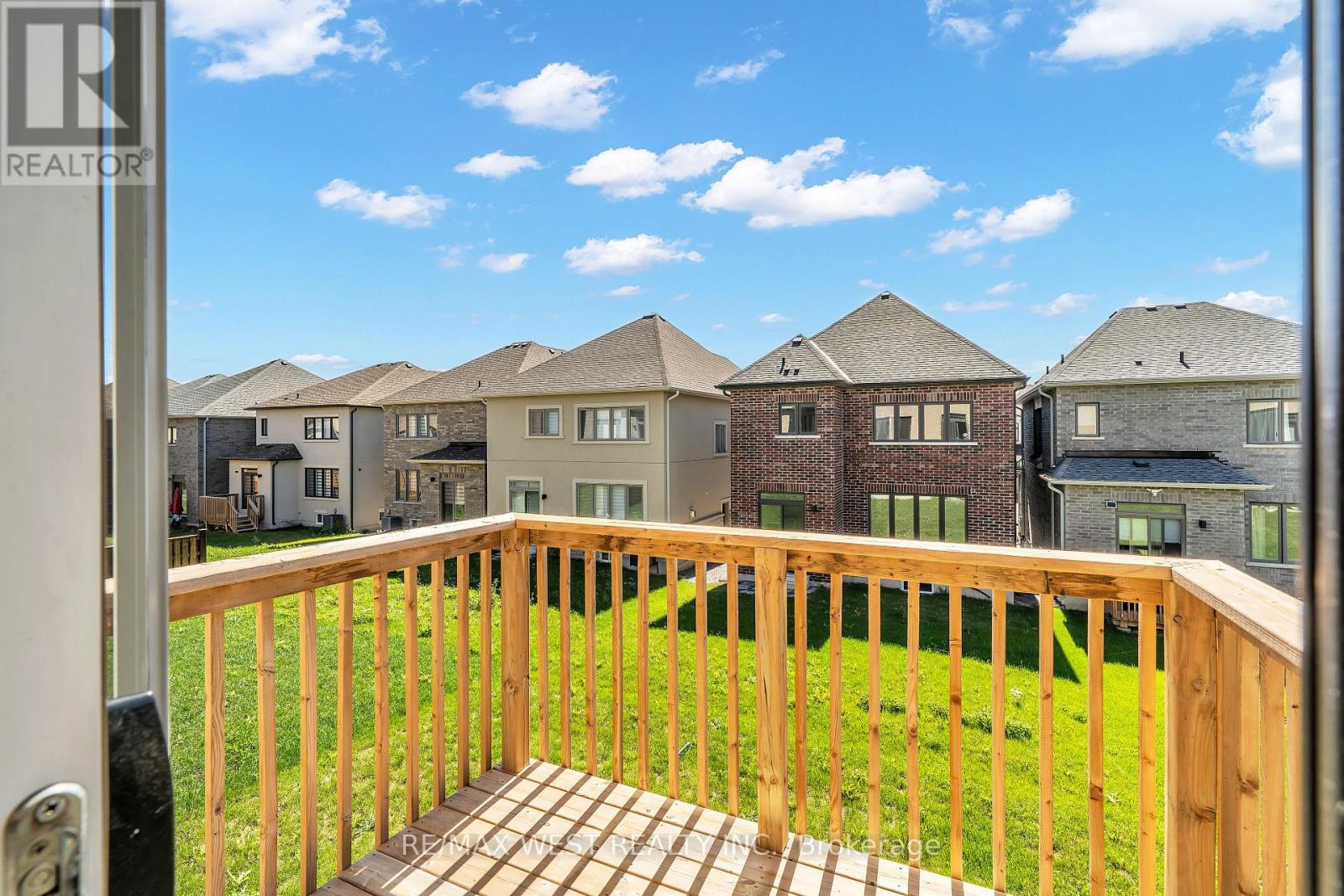 43 ED EWERT AVENUE - 20