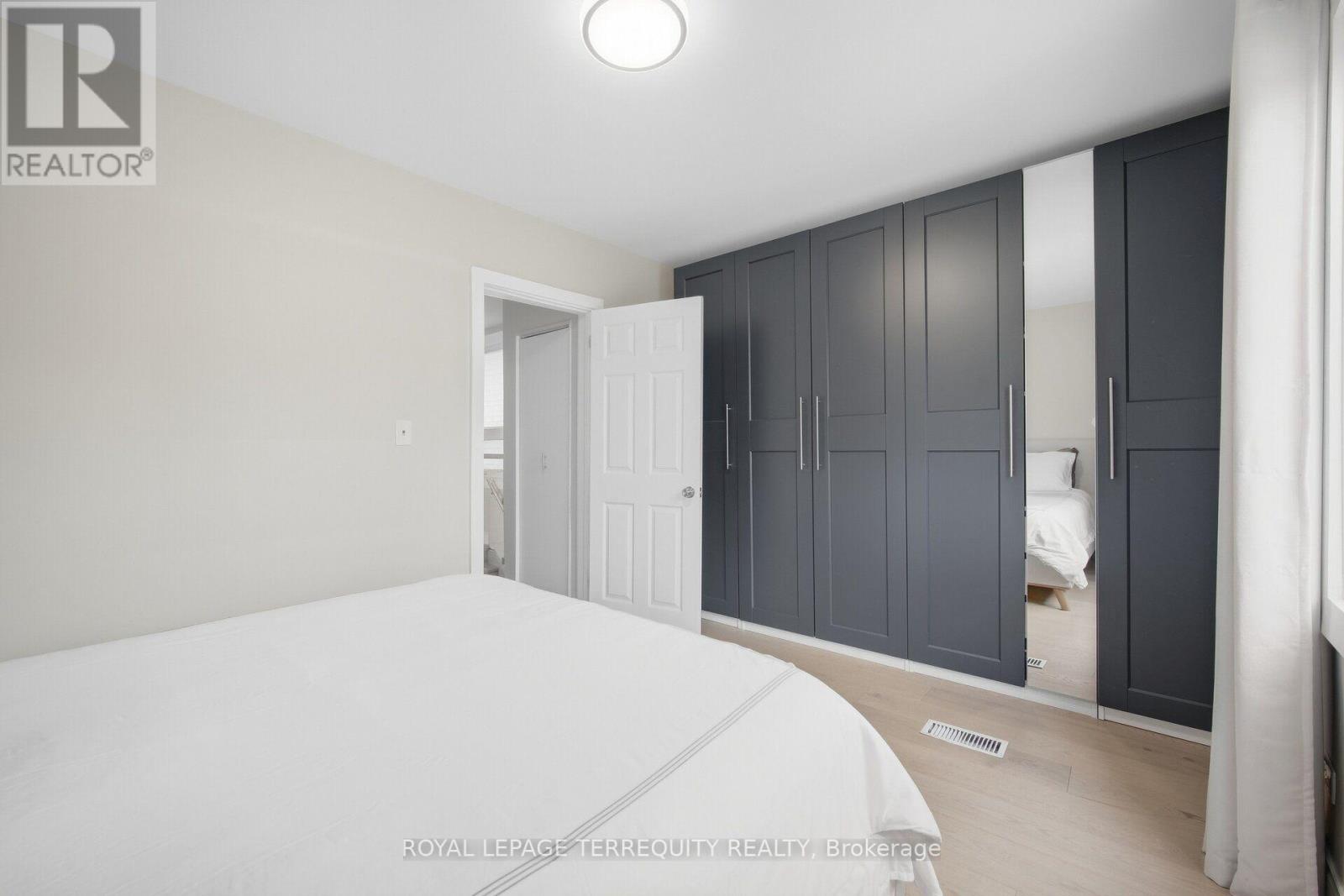 350 LUMSDEN AVENUE - Image 29