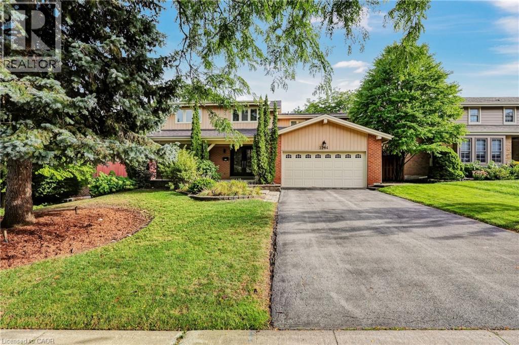 2284 MANSFIELD Drive, Burlington — photo 2