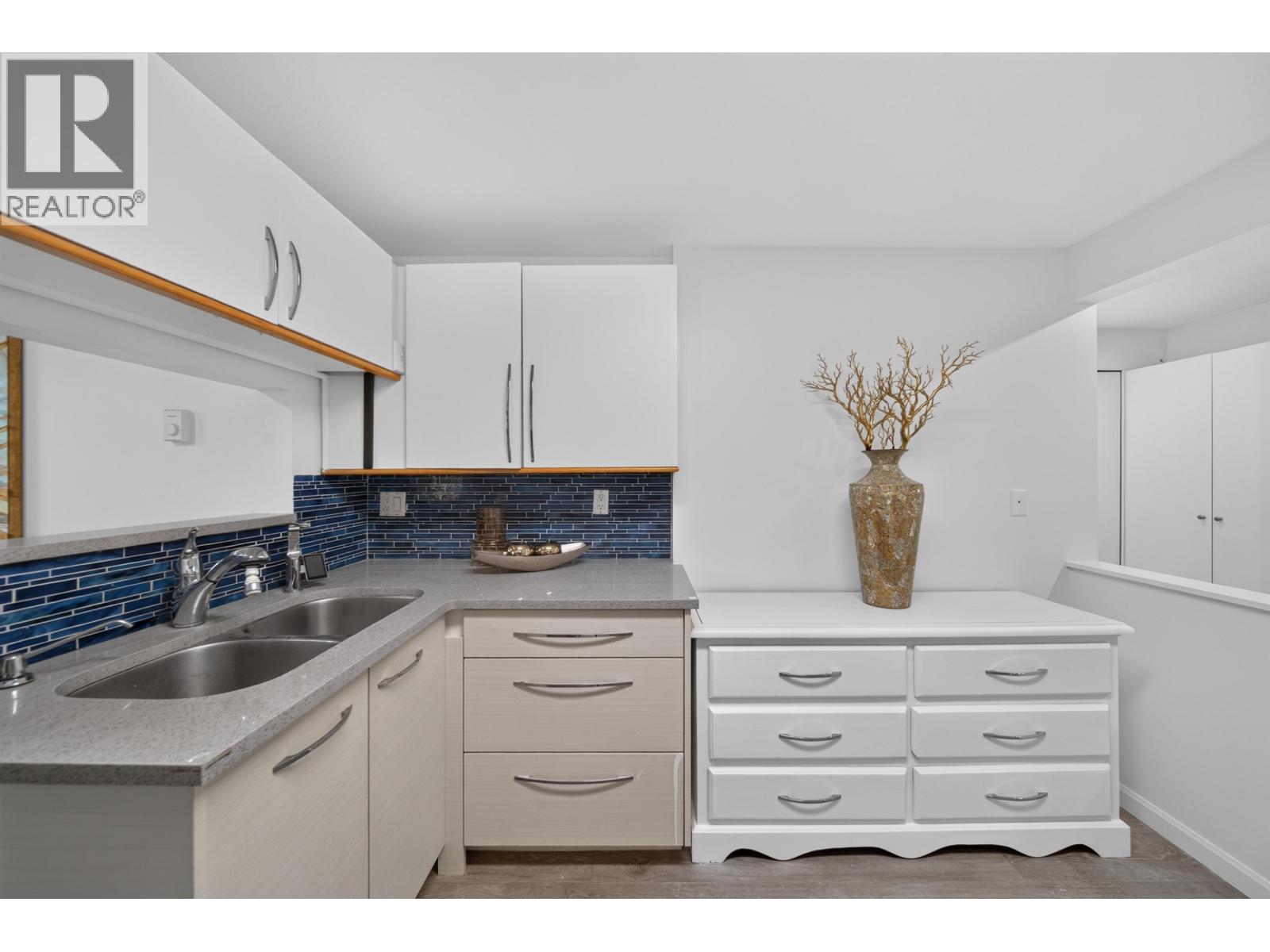 Photo of 1 7600 FRANCIS ROAD 8